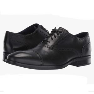 COLE HAAN Wayne Cap Toe Oxford, black, 10